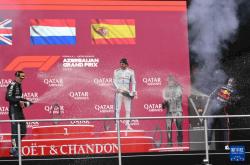 开云APP-包含红牛车队力克红牛二队，维斯塔潘关键制胜的词条