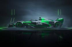 开云体育平台APP-阿斯顿马丁轻取索伯车队，汉密尔顿扛起全队