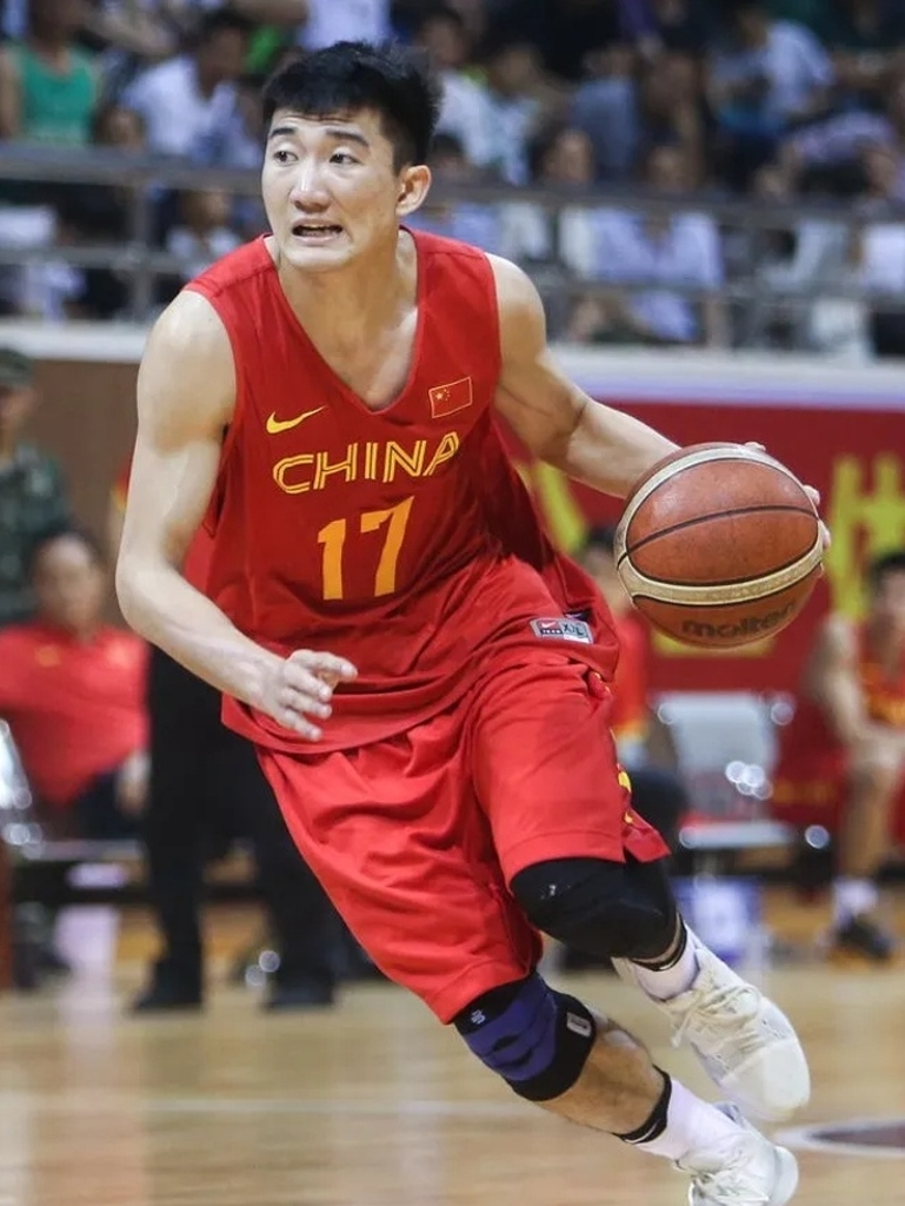 热火翻盘广州队，孙铭徽高光表现的简单介绍