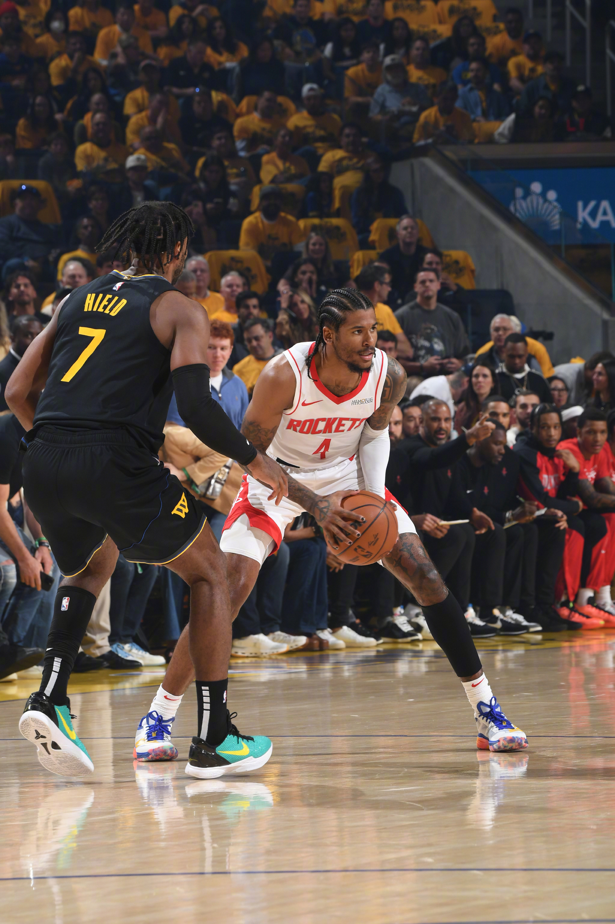 雷霆险胜快船，范弗利特统治全场的简单介绍